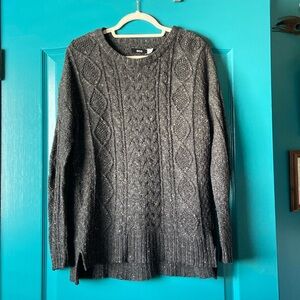 URBAN OUTFITTERS BDG CABLE KNIT SWEATER /Size S-P